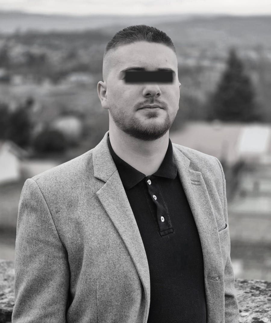 Profil von Najeh, 44 Jahre, Gay in Warnow (Mecklenburg-Vorpommern)