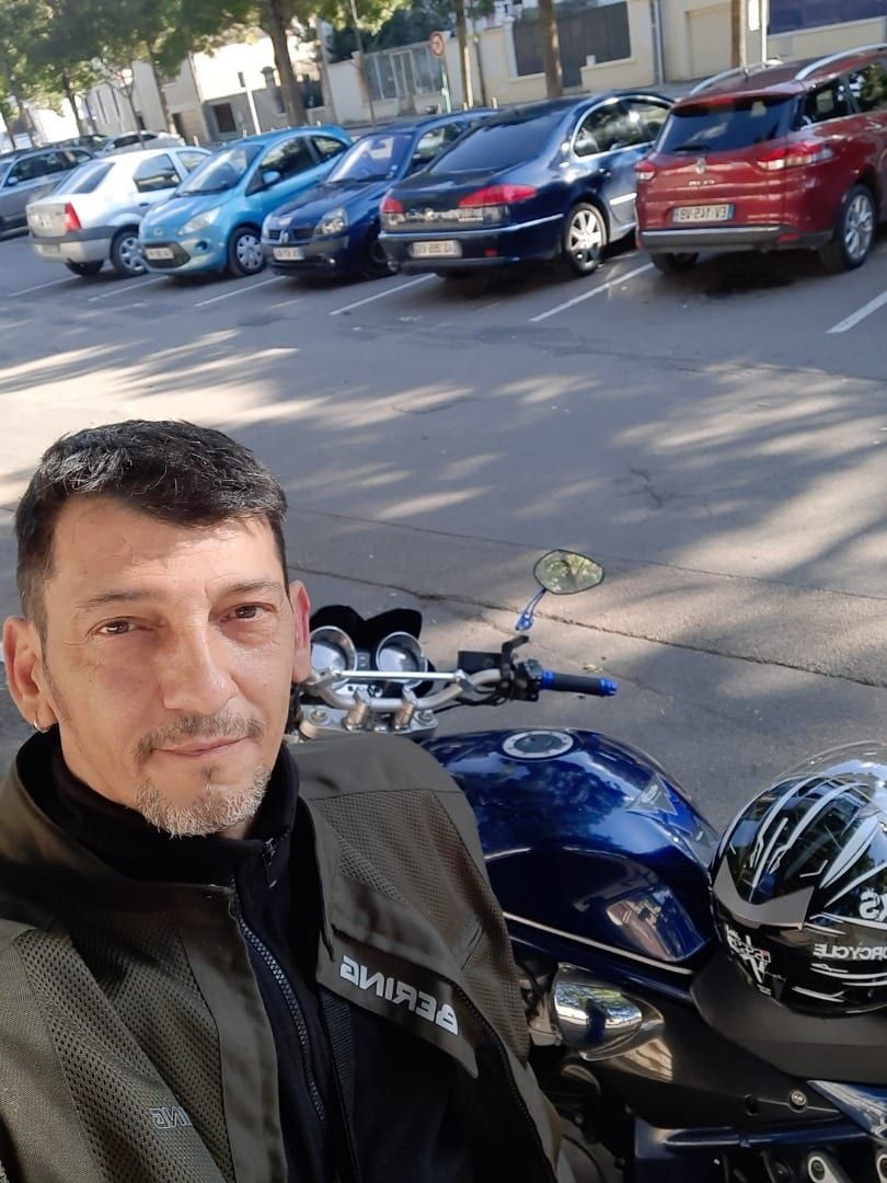 Profil von Yanko, 39 Jahre, Gay in Eldena (Mecklenburg-Vorpommern)