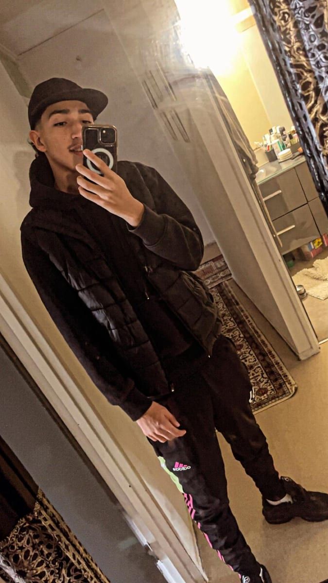 Profil von Phanuel, 22 Jahre, Gay in Gransebieth (Mecklenburg-Vorpommern)