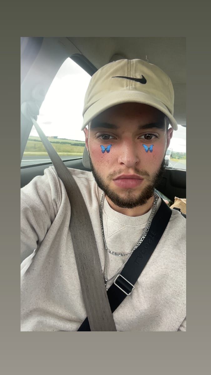 Vasile - Gay in Cambs Profil von Vasile, 29 Jahre, Gay in Cambs (Mecklenburg-Vorpommern)