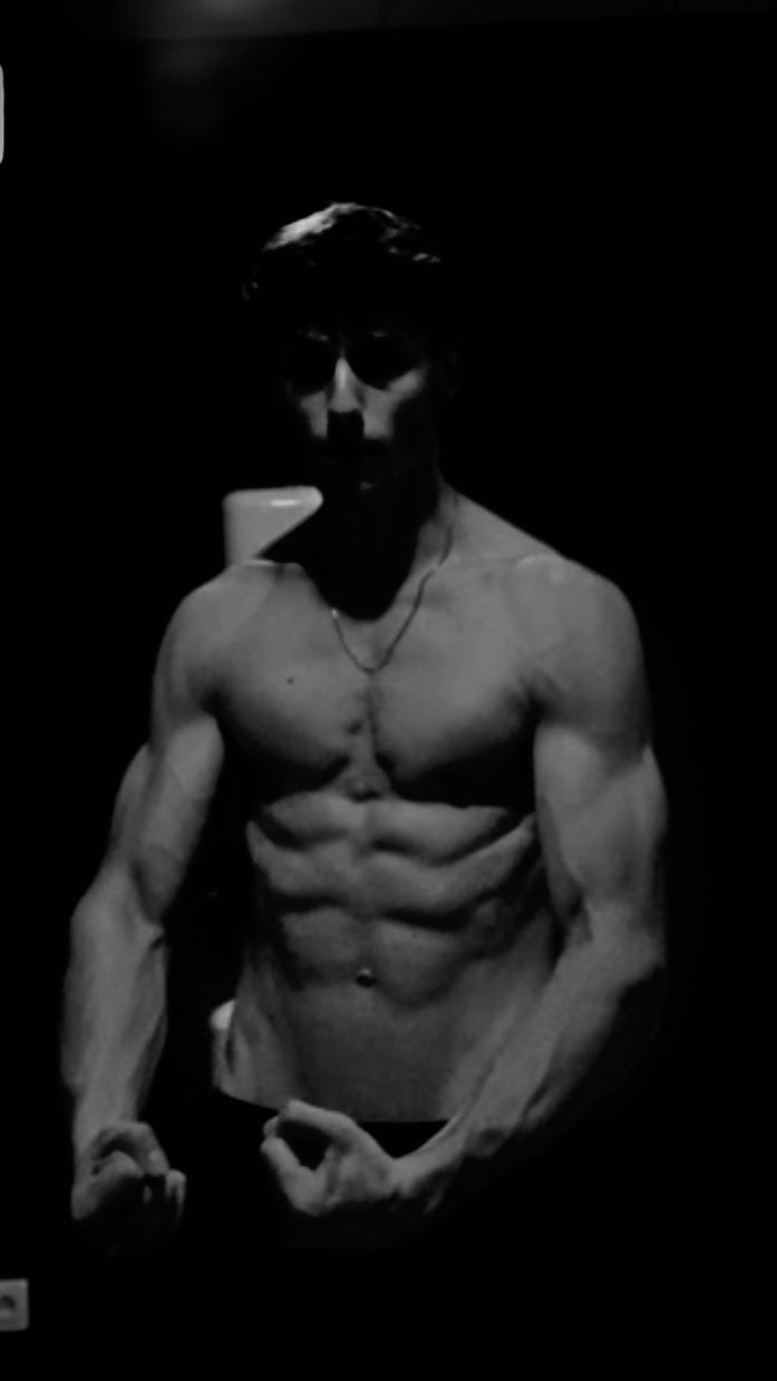 Profil von Alessandro, 40 Jahre, Gay in Warin (Mecklenburg-Vorpommern)