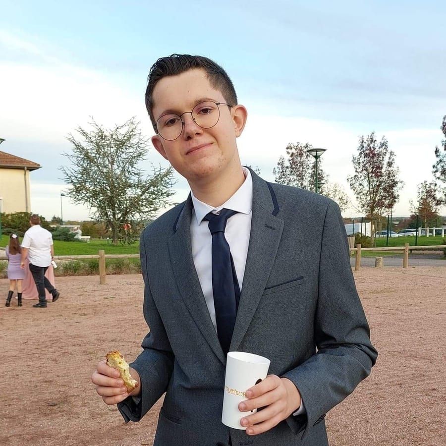 Profil von Cheikh-tidiane, 33 Jahre, Gay in Bobitz (Mecklenburg-Vorpommern)