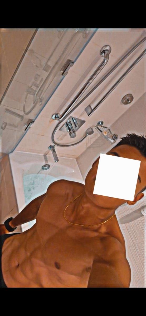 Profil von Arzhel, 42 Jahre, Gay in Kritzow (Mecklenburg-Vorpommern)