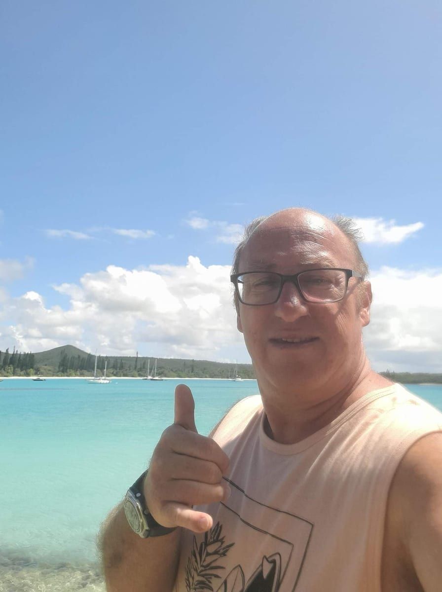 Elwann - Gay in Selmsdorf Profil von Elwann, 44 Jahre, Gay in Selmsdorf (Mecklenburg-Vorpommern)
