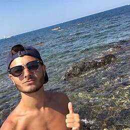 Maurice - Gay in Selmsdorf Profil von Maurice, 25 Jahre, Gay in Selmsdorf (Mecklenburg-Vorpommern)