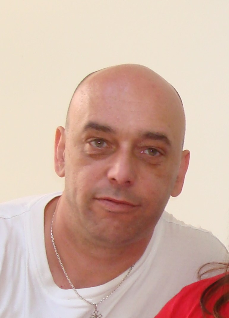 Profil von Eldin, 42 Jahre, Gay in Weitenhagen (Mecklenburg-Vorpommern)