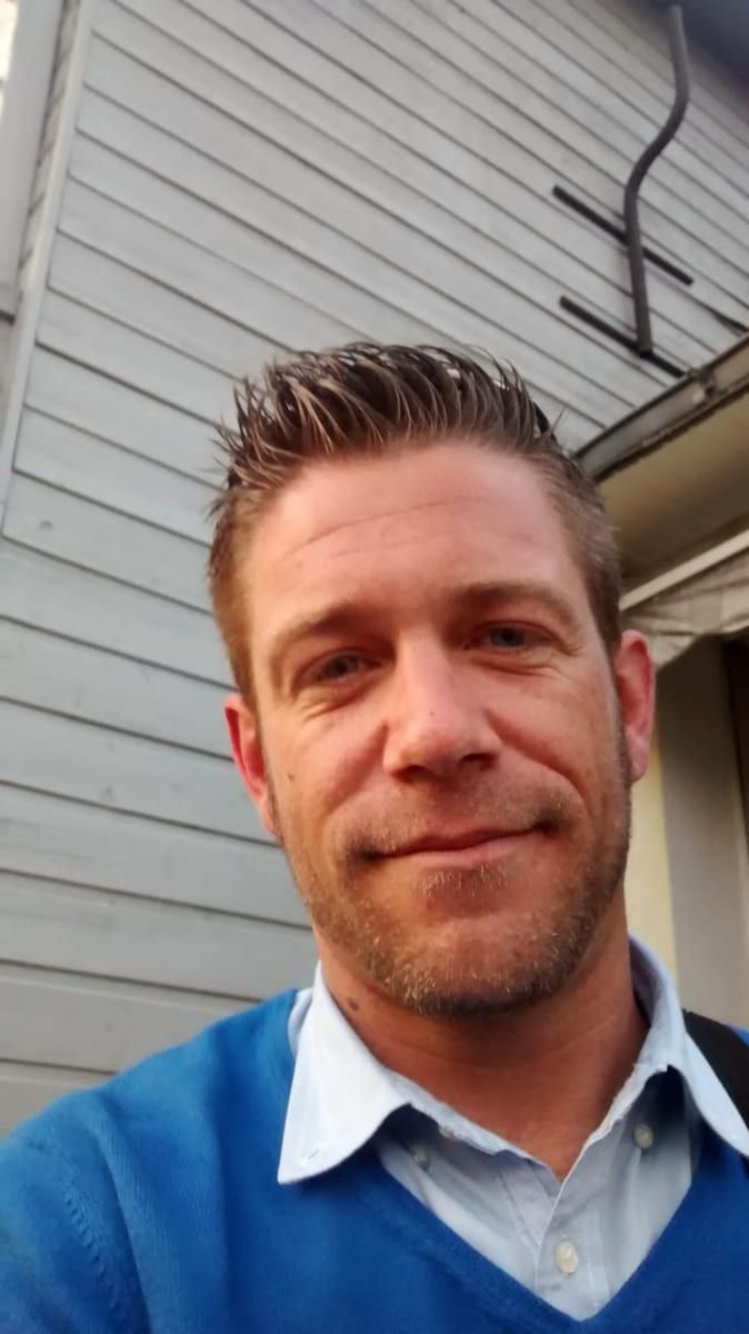 Profil von Welson, 42 Jahre, Gay in Warlitz (Mecklenburg-Vorpommern)