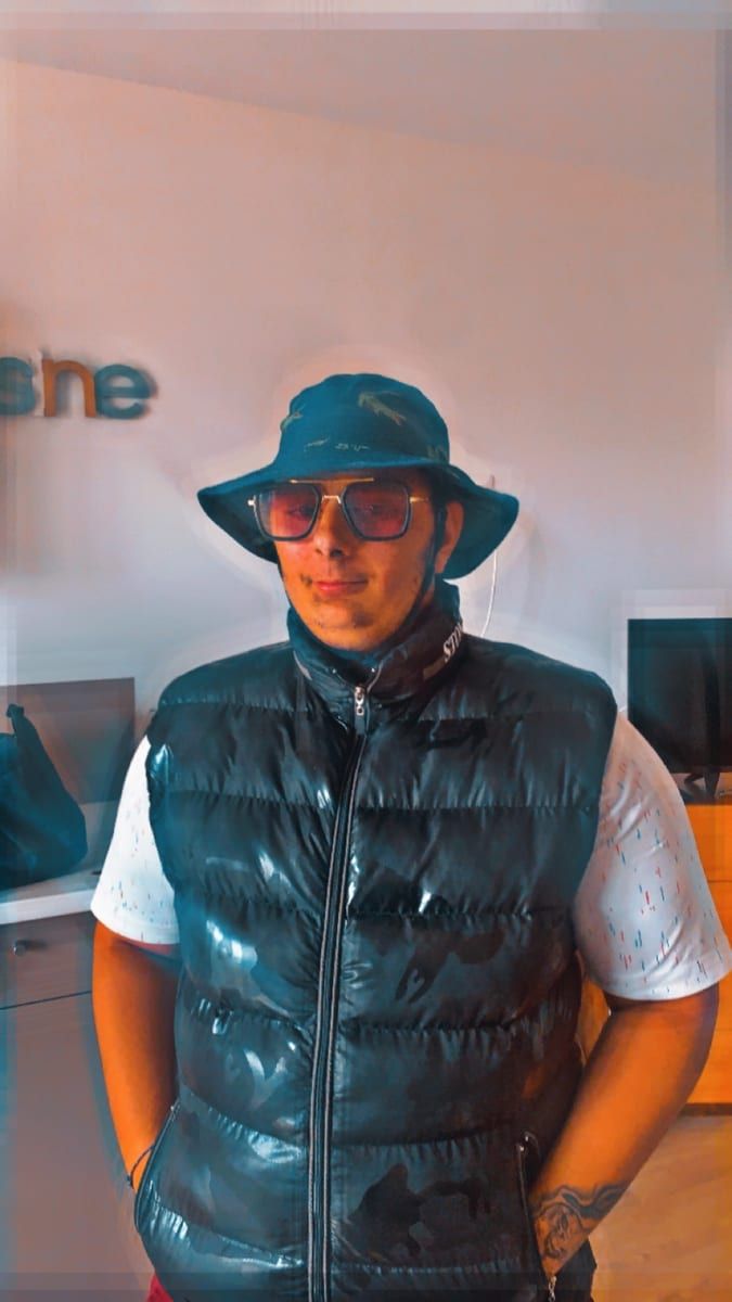 Profil von Antoine-marie, 31 Jahre, Gay in Blesewitz (Mecklenburg-Vorpommern)