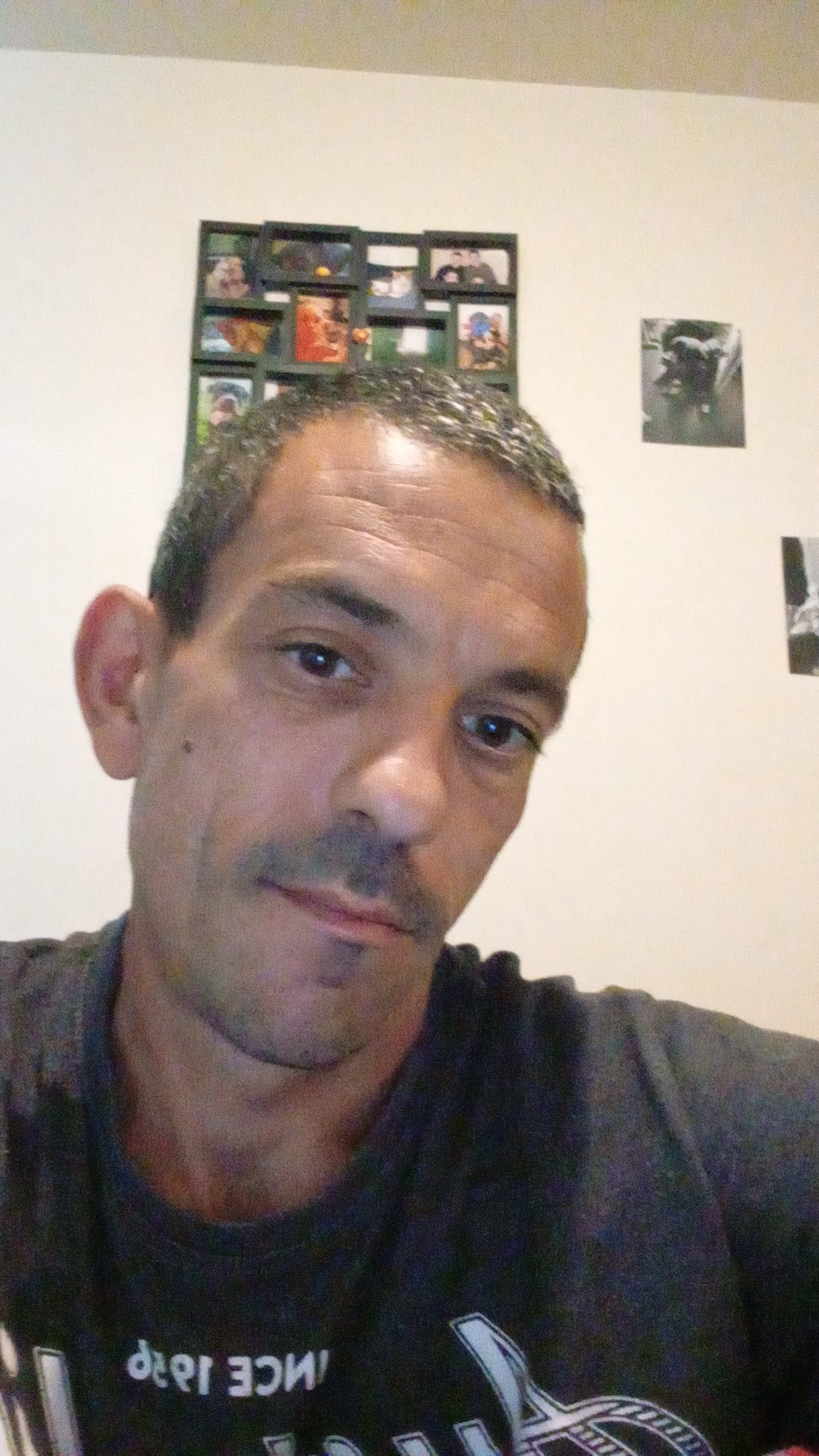 Profil von Isam, 38 Jahre, Gay in Klein Trebbow (Mecklenburg-Vorpommern)