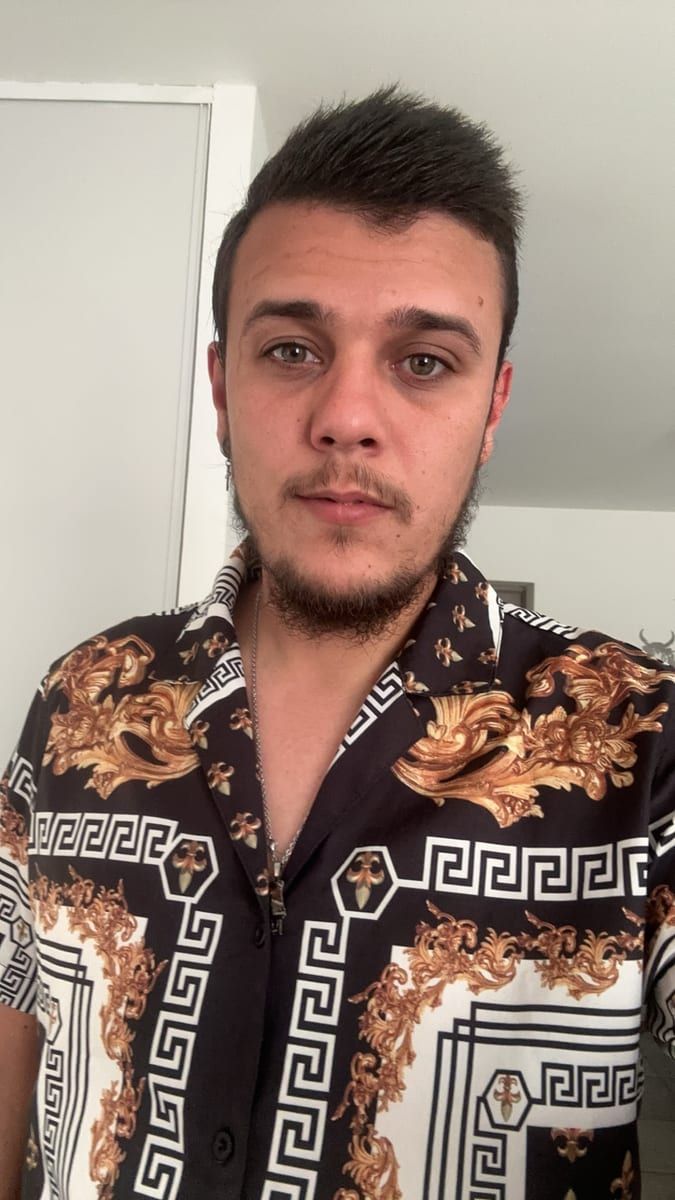 Profil von Chayton, 24 Jahre, Gay in Passow (Mecklenburg-Vorpommern)