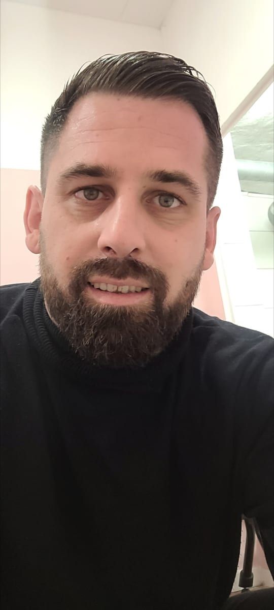Profil von Idrissa, 32 Jahre, Gay in Warnow (Mecklenburg-Vorpommern)