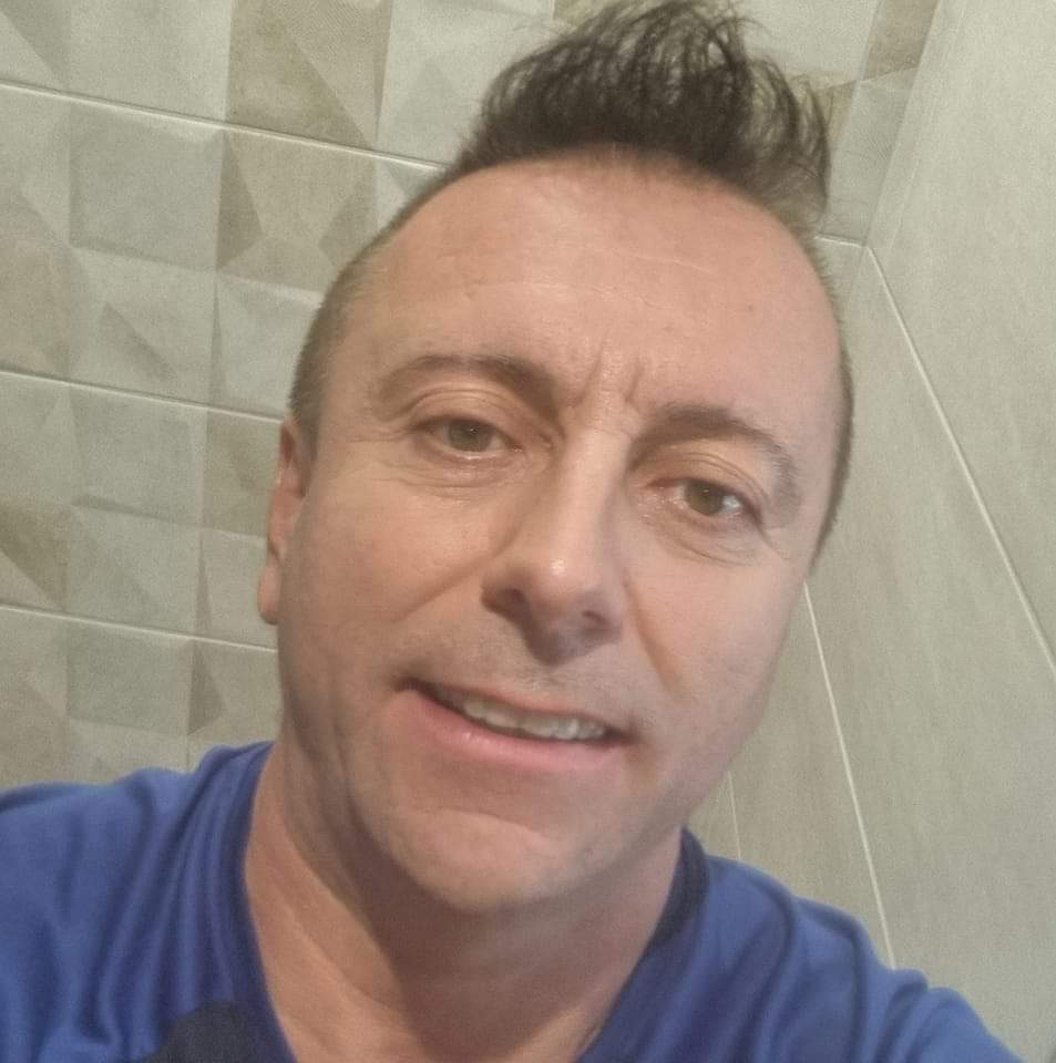Profil von Pierre-guilhem, 40 Jahre, Gay in Kluis (Mecklenburg-Vorpommern)
