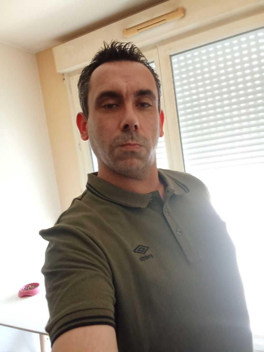 Malou - Gay in Ückeritz Profil von Malou, 39 Jahre, Gay in Ückeritz (Mecklenburg-Vorpommern)