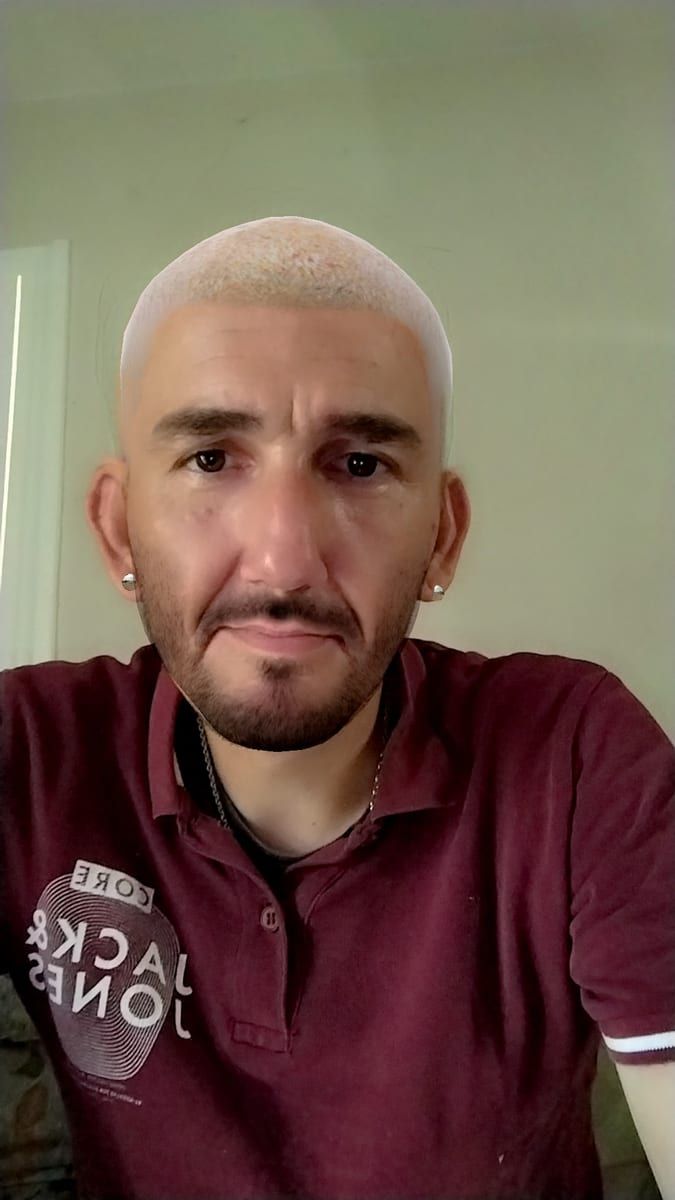 Profil von Wilton, 27 Jahre, Gay in Perlin (Mecklenburg-Vorpommern)