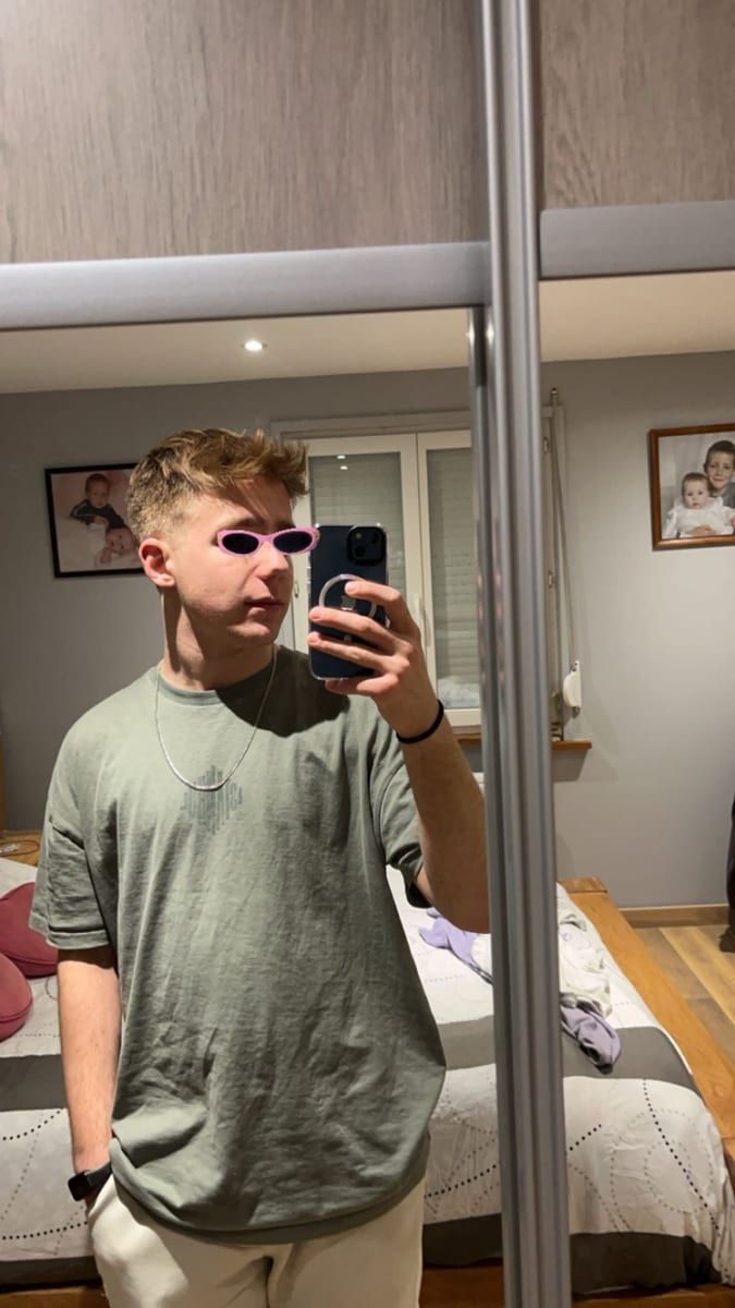 Dogan - Gay in Toddin Profil von Dogan, 22 Jahre, Gay in Toddin (Mecklenburg-Vorpommern)