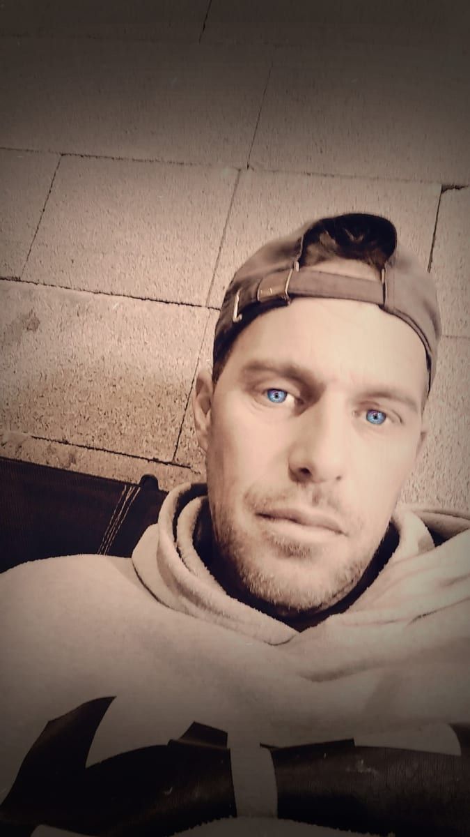 Profil von Matthys, 23 Jahre, Gay in Prislich (Mecklenburg-Vorpommern)